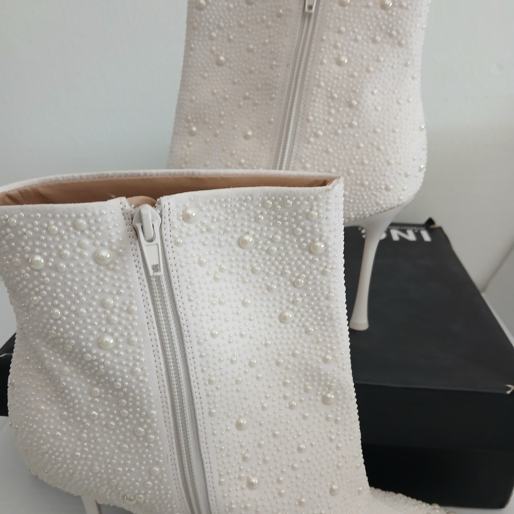 INC International Concepts White Pearl-Embellished Ankle Boots Sz 12 4in Height - Picture 4 of 11